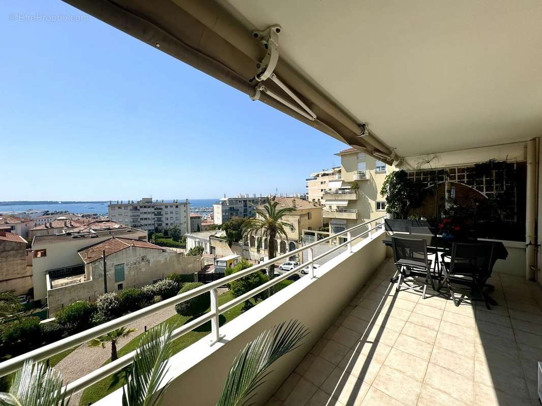 Appartement à CANNES