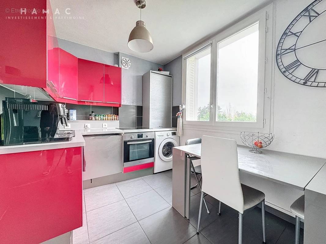 Appartement à SAINTE-FOY-LES-LYON