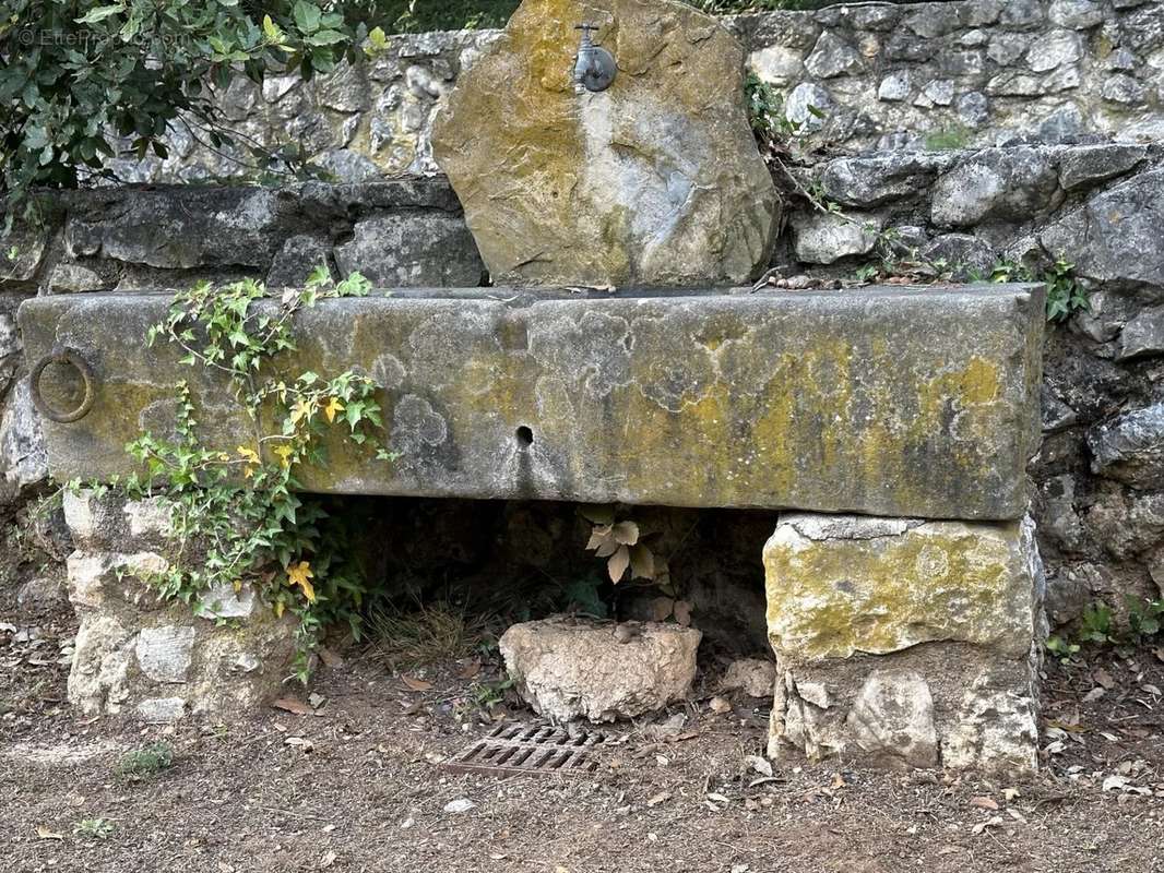 Maison à ROQUEFORT-LES-PINS