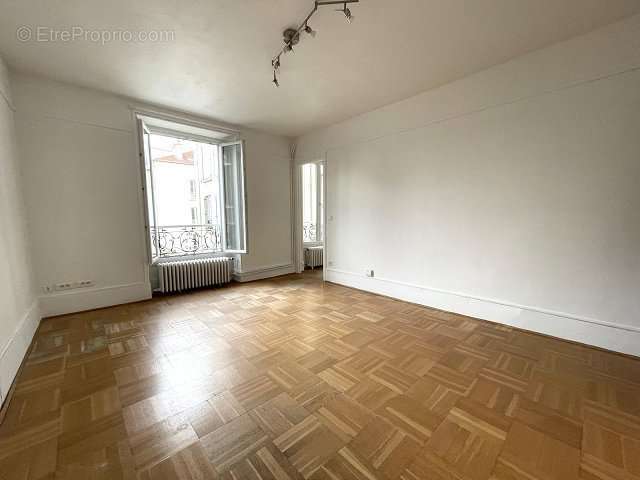 Appartement à MAISONS-ALFORT