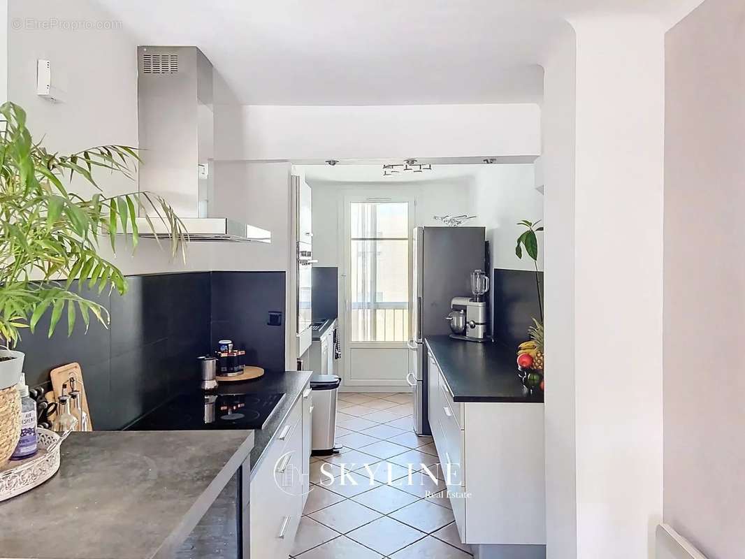 Appartement à MARSEILLE-13E