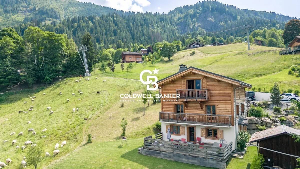 Maison à LES HOUCHES