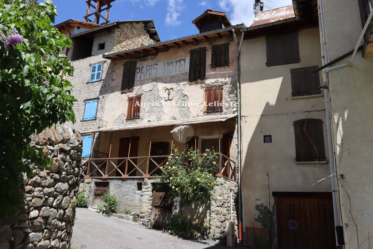 Appartement à VILLARS-COLMARS