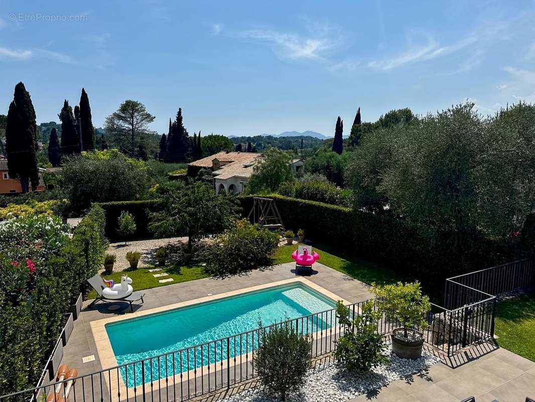 Maison à MOUGINS