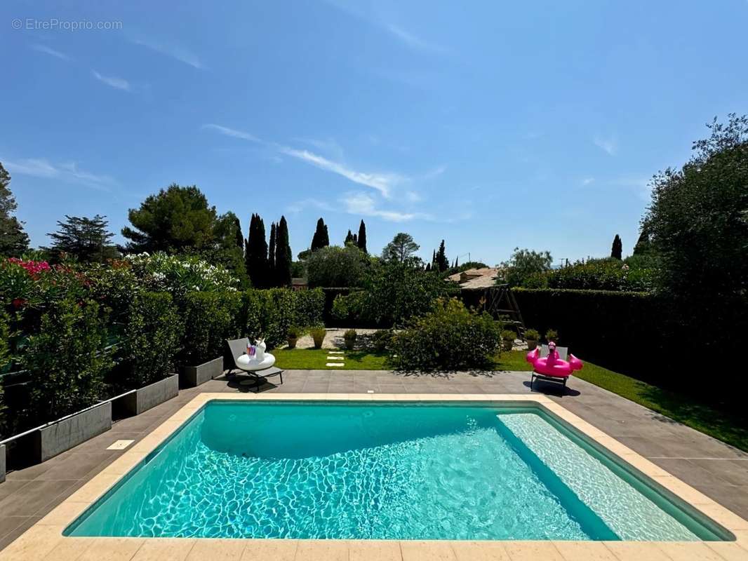 Maison à MOUGINS