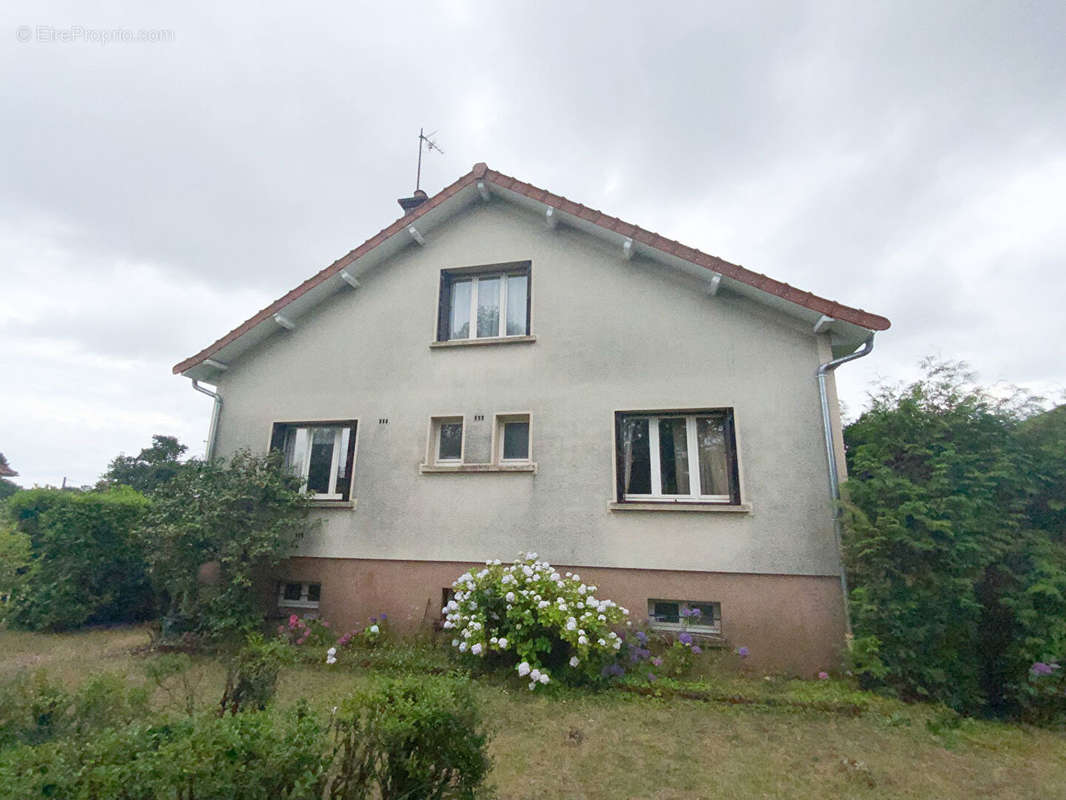 Maison à LE BREUIL