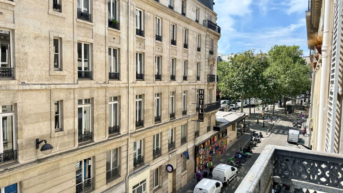 Appartement à PARIS-10E