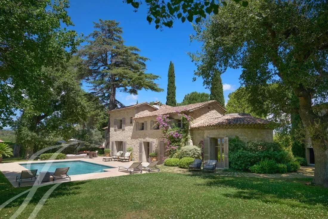 Maison à MOUGINS