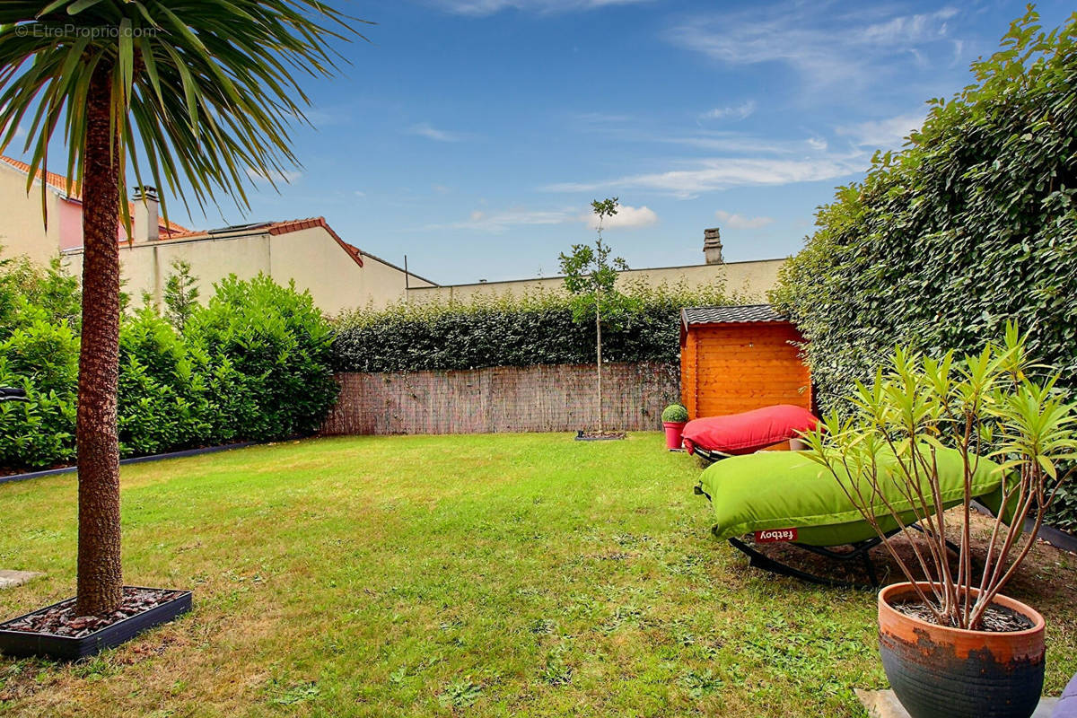 Appartement à COLOMBES