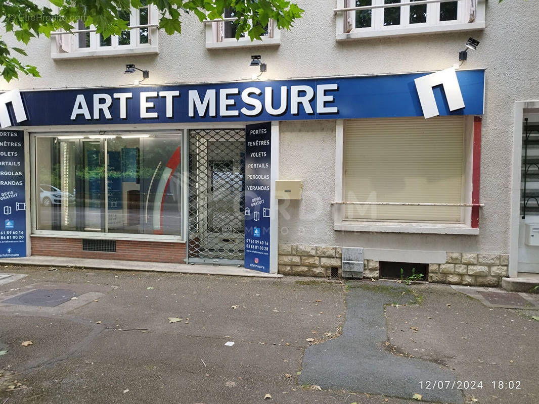 Commerce à AUXERRE