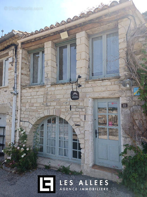 Maison à GRIGNAN