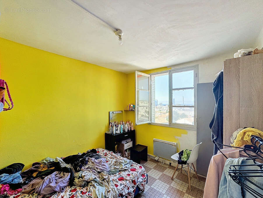 Appartement à MARSEILLE-14E