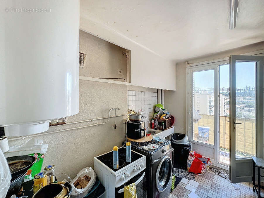 Appartement à MARSEILLE-14E