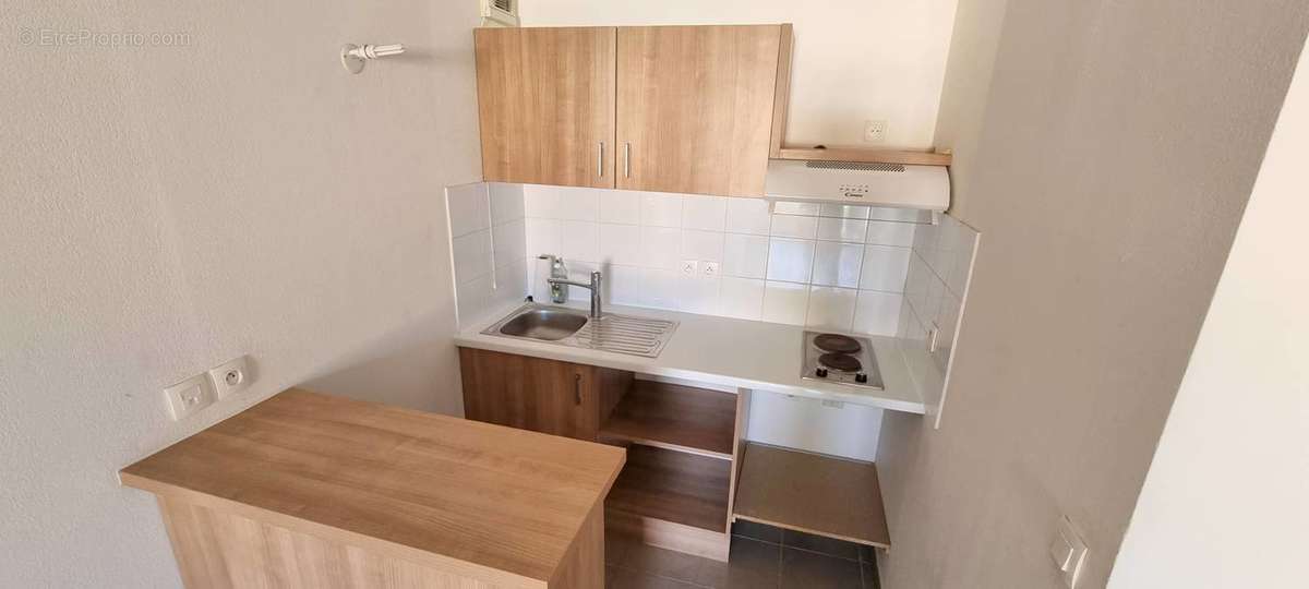 Appartement à ROQUEBRUNE-SUR-ARGENS