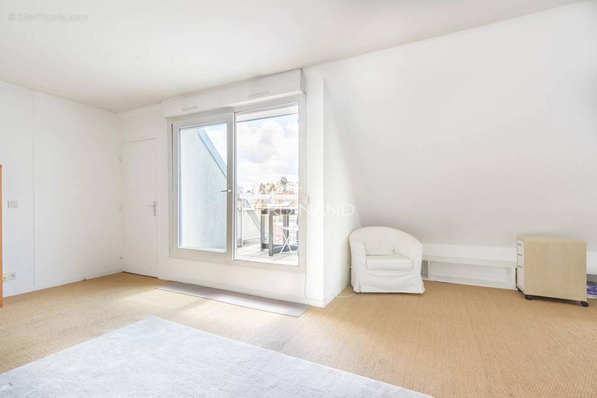 Appartement à BOULOGNE-BILLANCOURT