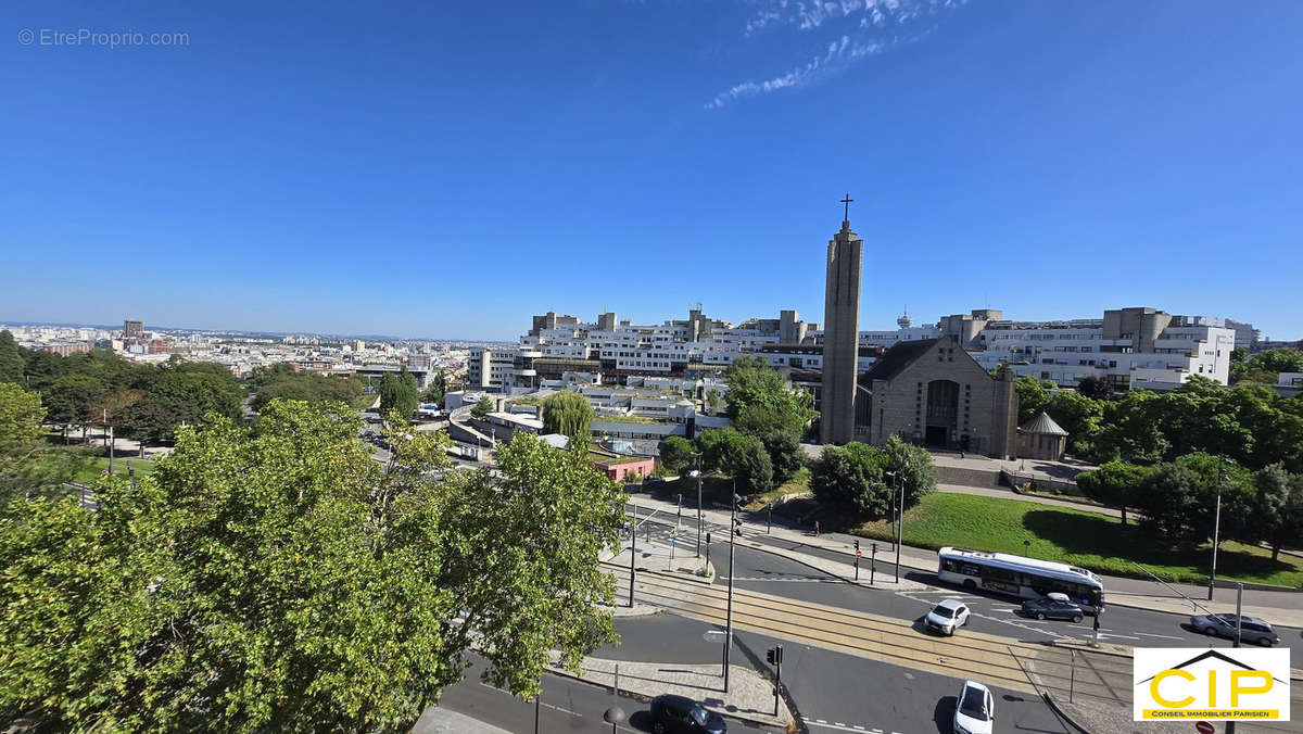 Appartement à PARIS-19E