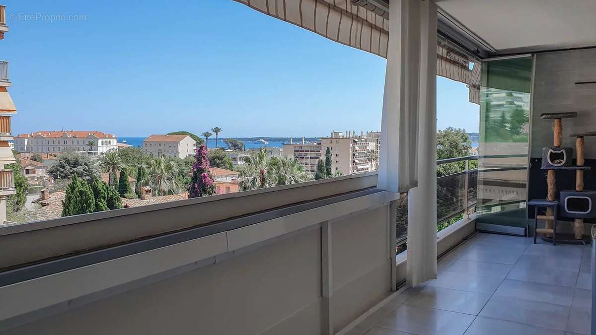 Appartement à CANNES