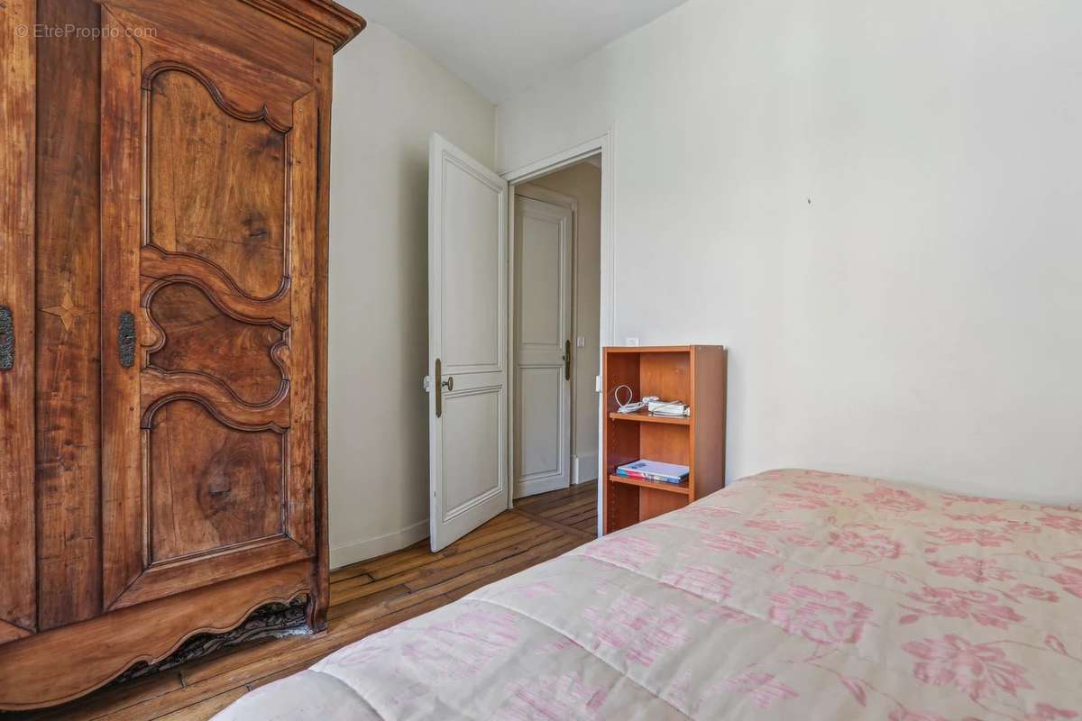 Appartement à LEVALLOIS-PERRET