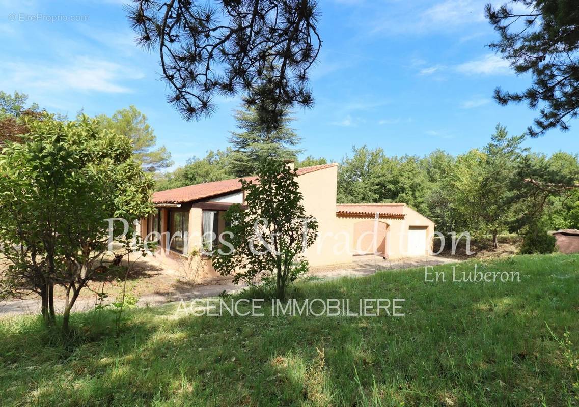 Maison à SAIGNON