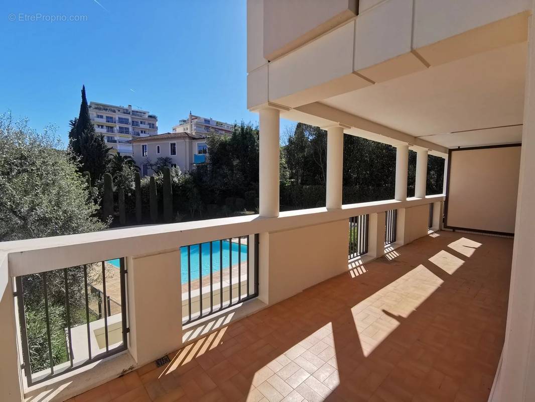 Appartement à CANNES