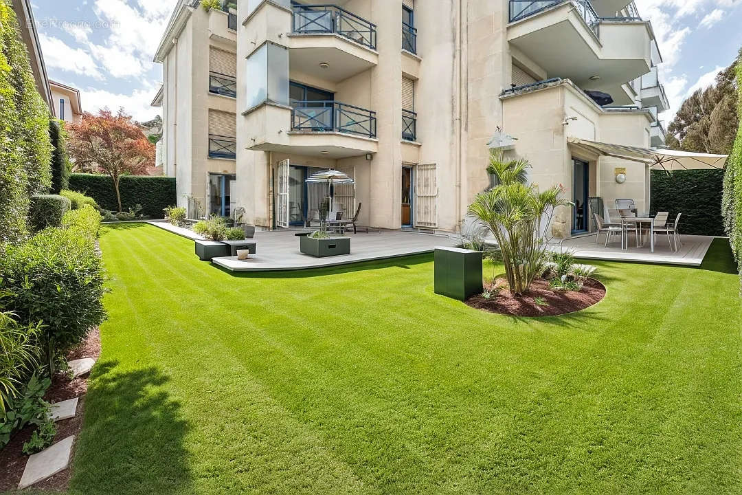 Appartement à LE PERREUX-SUR-MARNE