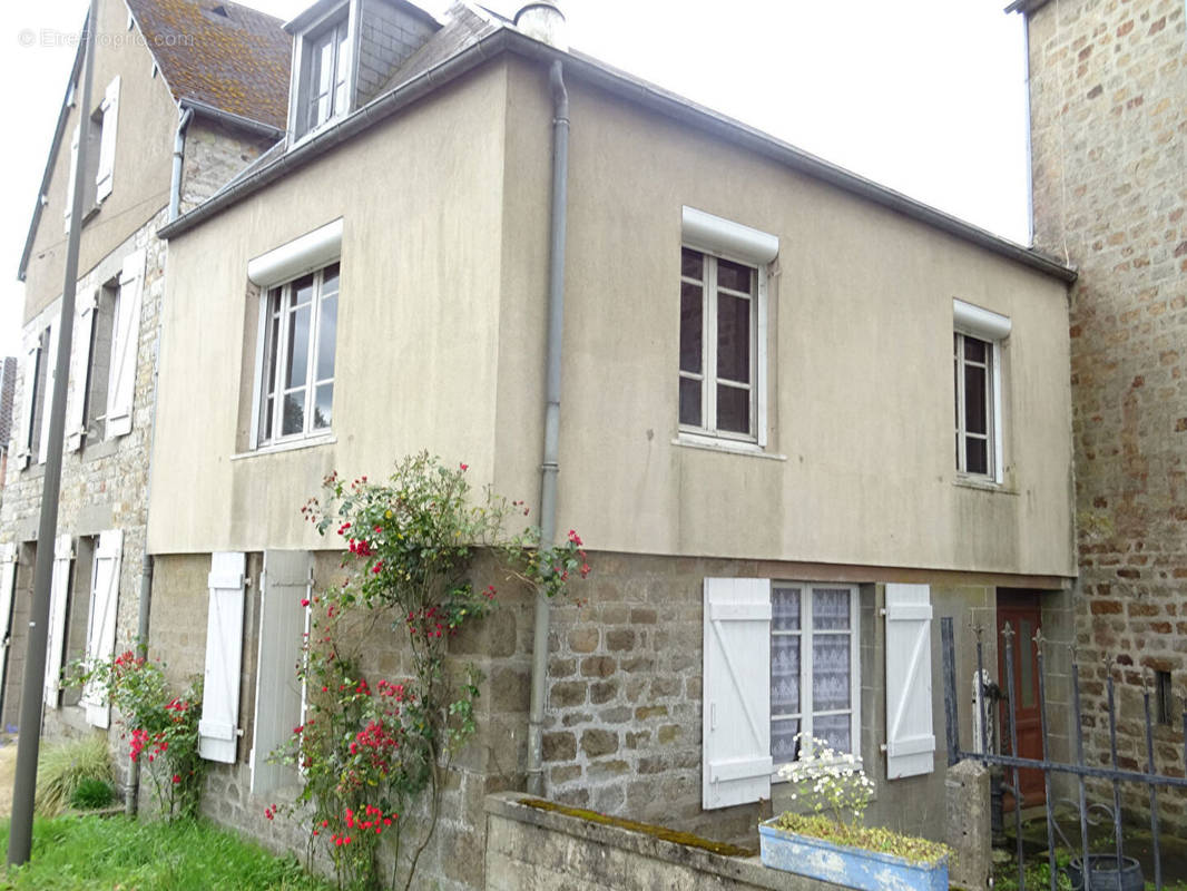 Maison à LE NEUFBOURG