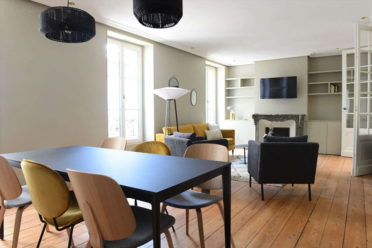 Appartement à NANTERRE