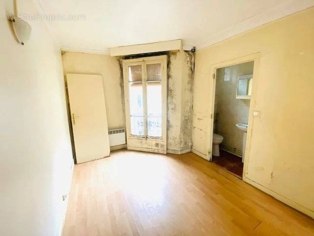 Appartement à PARIS-20E