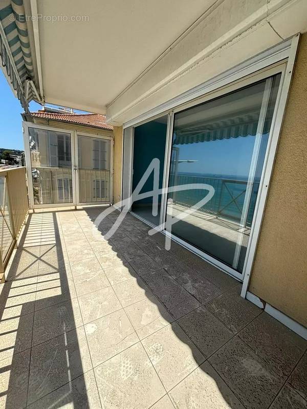 Appartement à MENTON