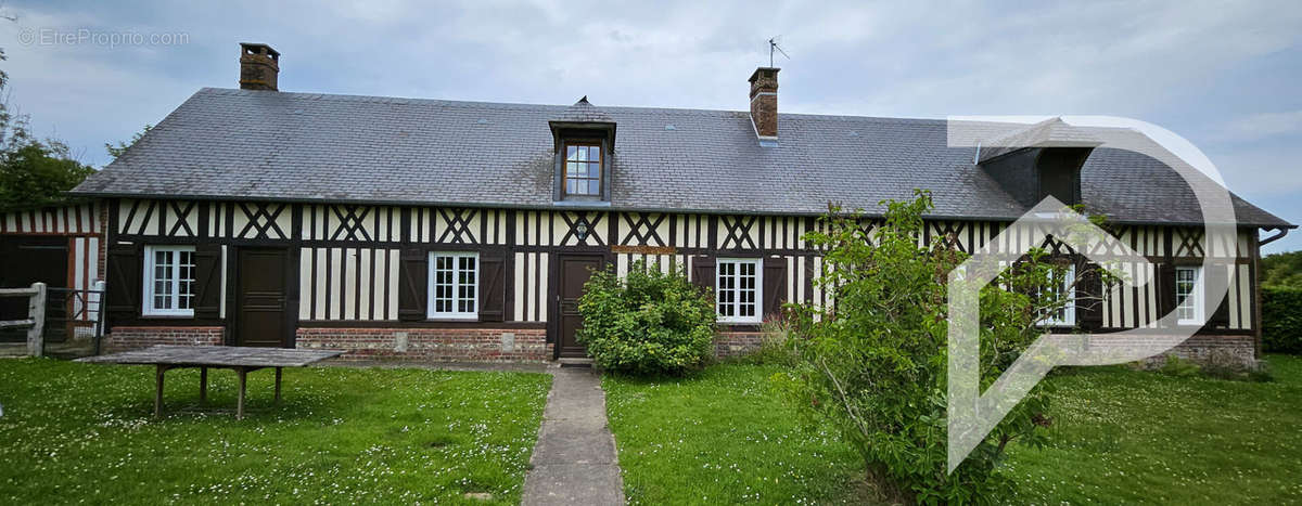 Maison à BIVILLE-LA-RIVIERE