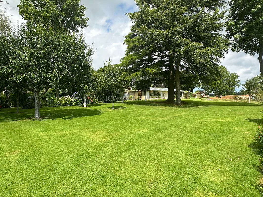 Maison à LE BOIS-ROBERT