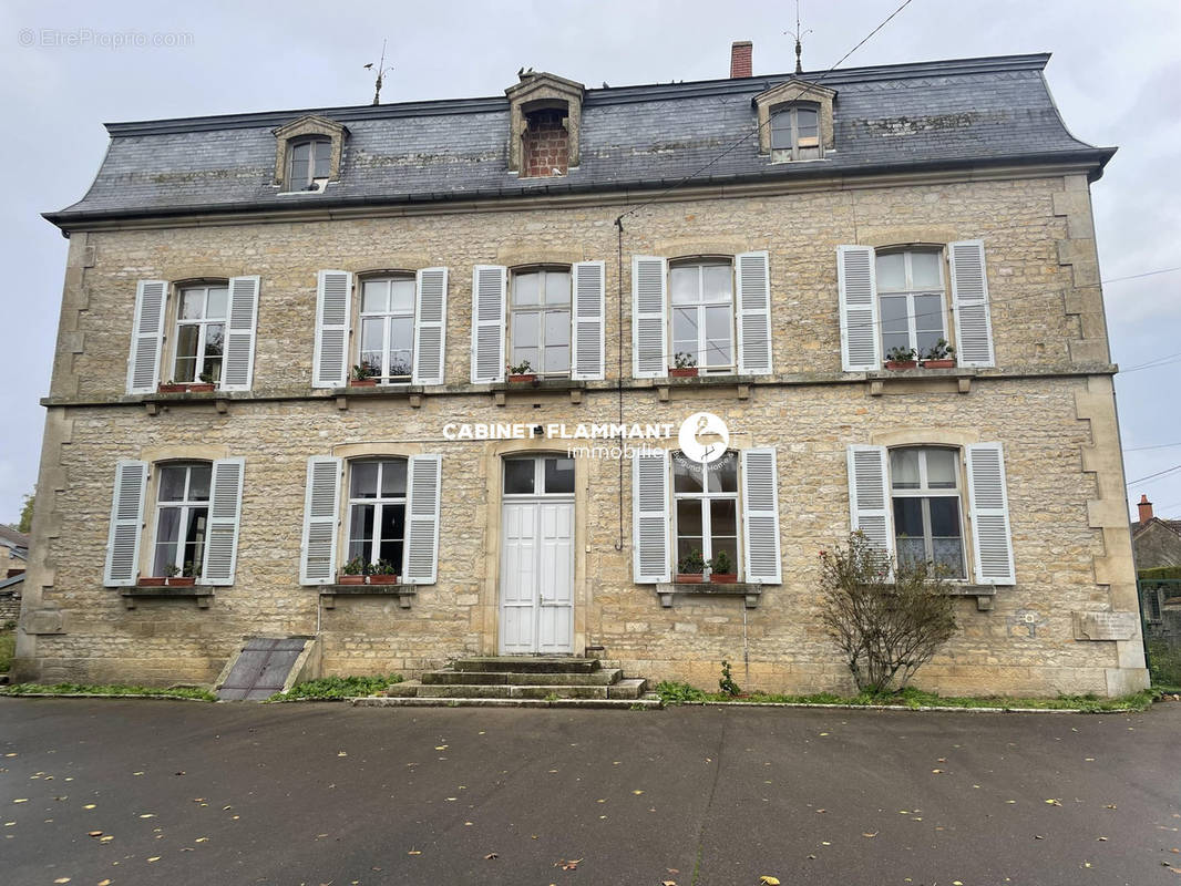 Maison à CHATILLON-SUR-SEINE