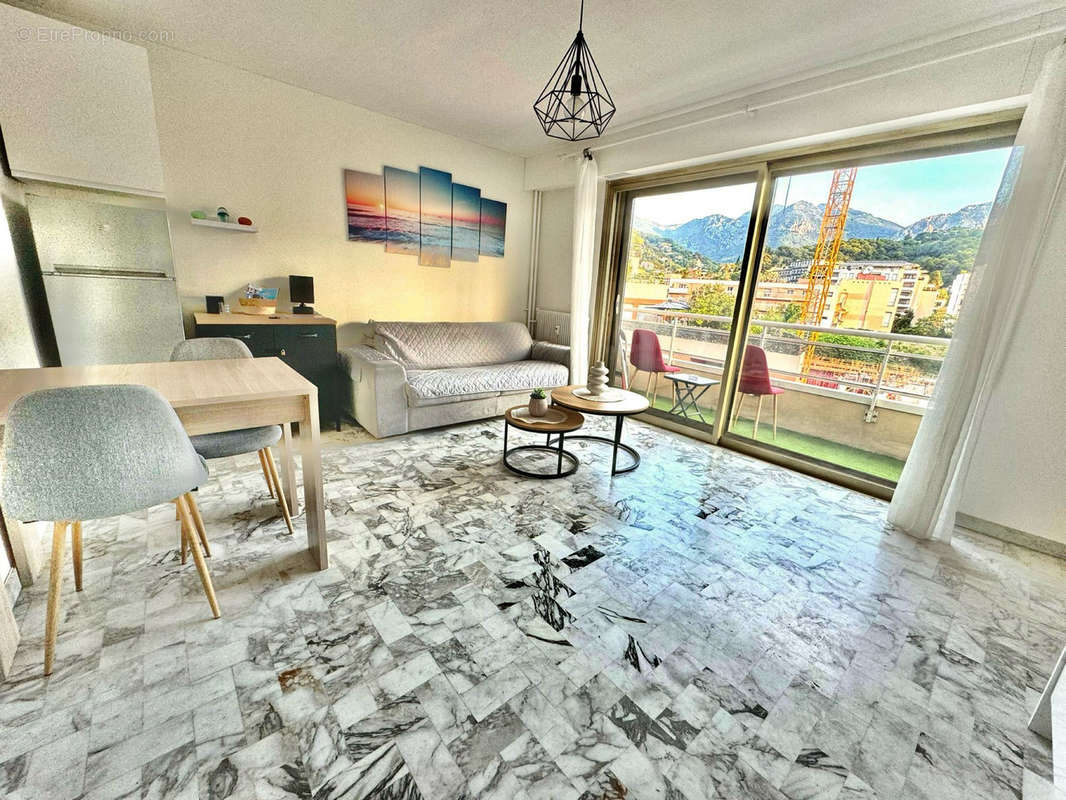 Appartement à MENTON