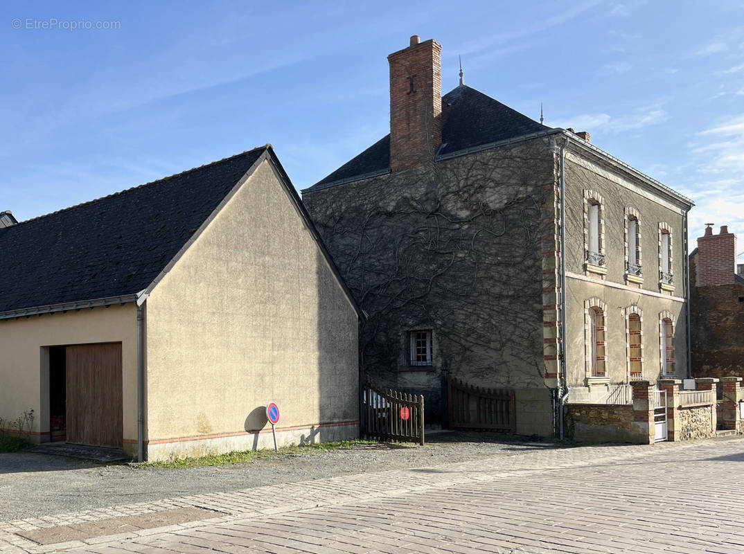 Maison à LES RAIRIES