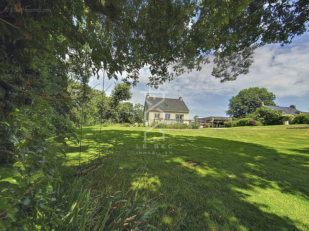 Maison à GUIDEL