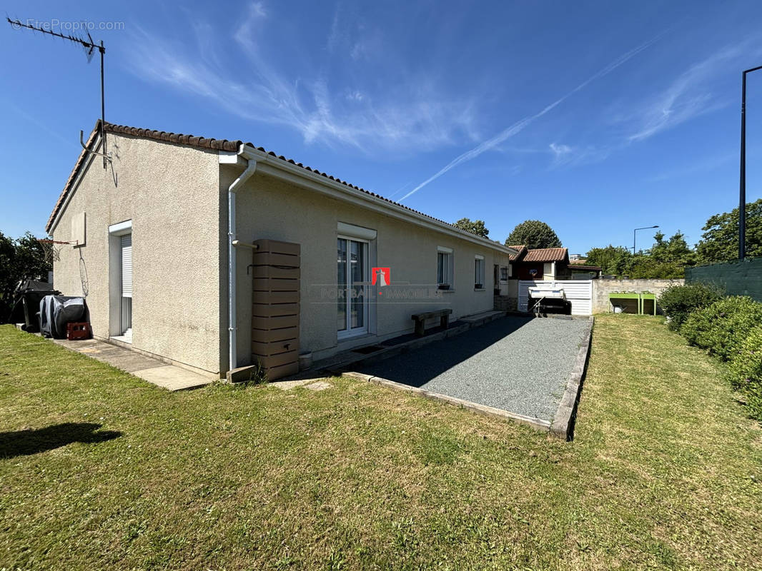 Maison à FLOIRAC