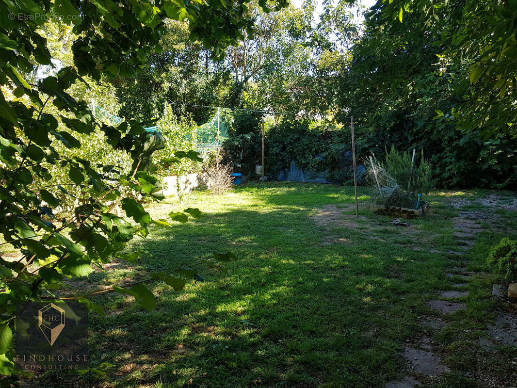 Maison à L&#039;ISLE-EN-DODON