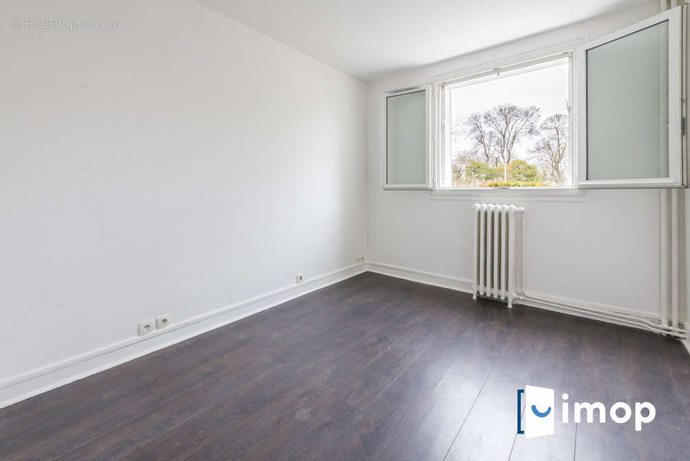 Appartement à NANTERRE