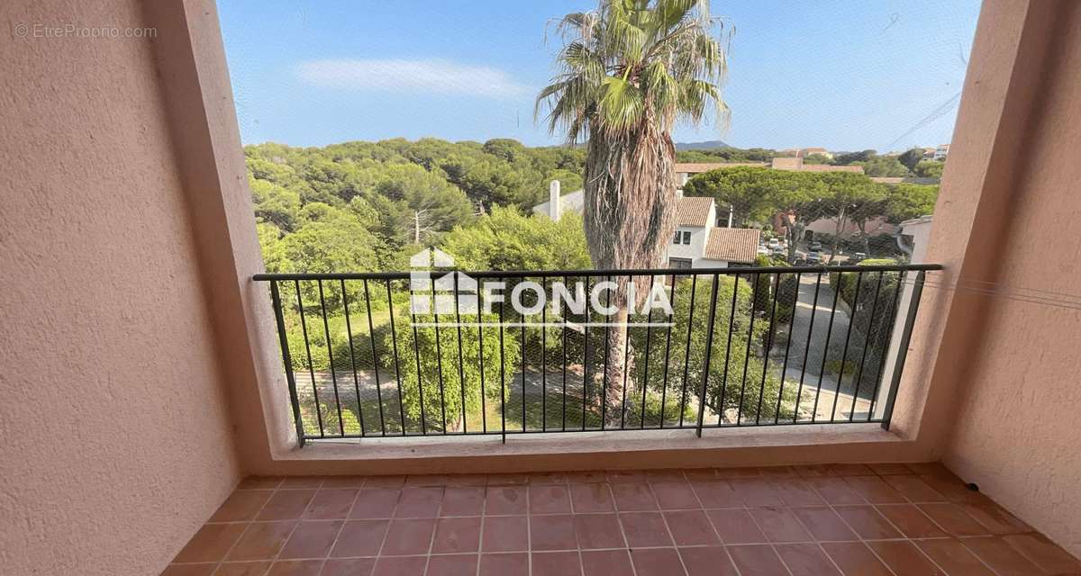 Appartement à SIX-FOURS-LES-PLAGES