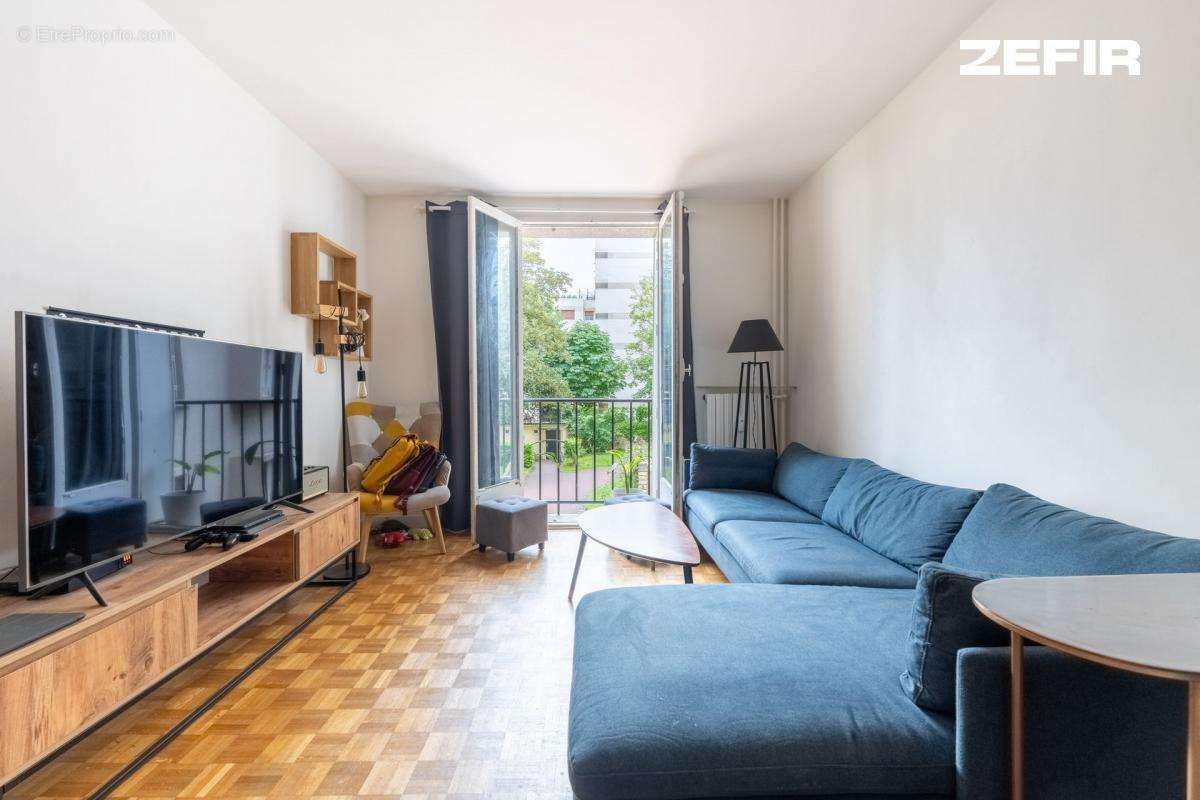 Appartement à NEUILLY-SUR-SEINE