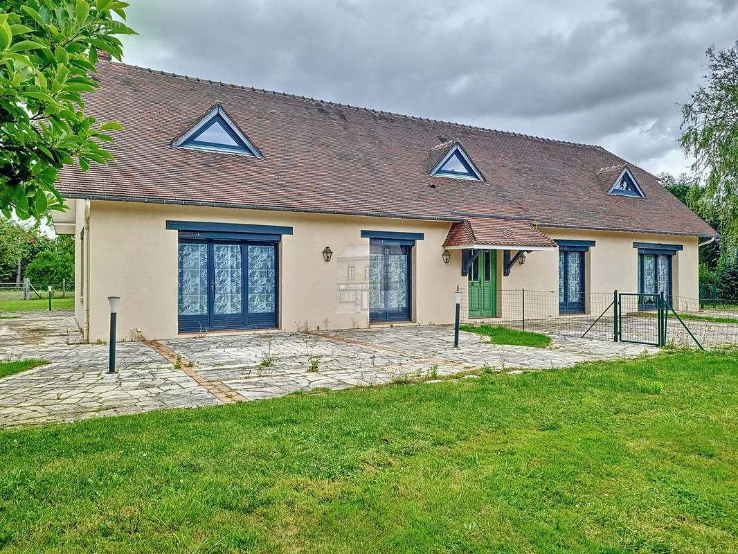 Maison à BEAUMONT-LE-ROGER