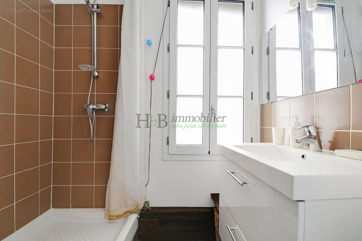 Appartement à PARIS-5E