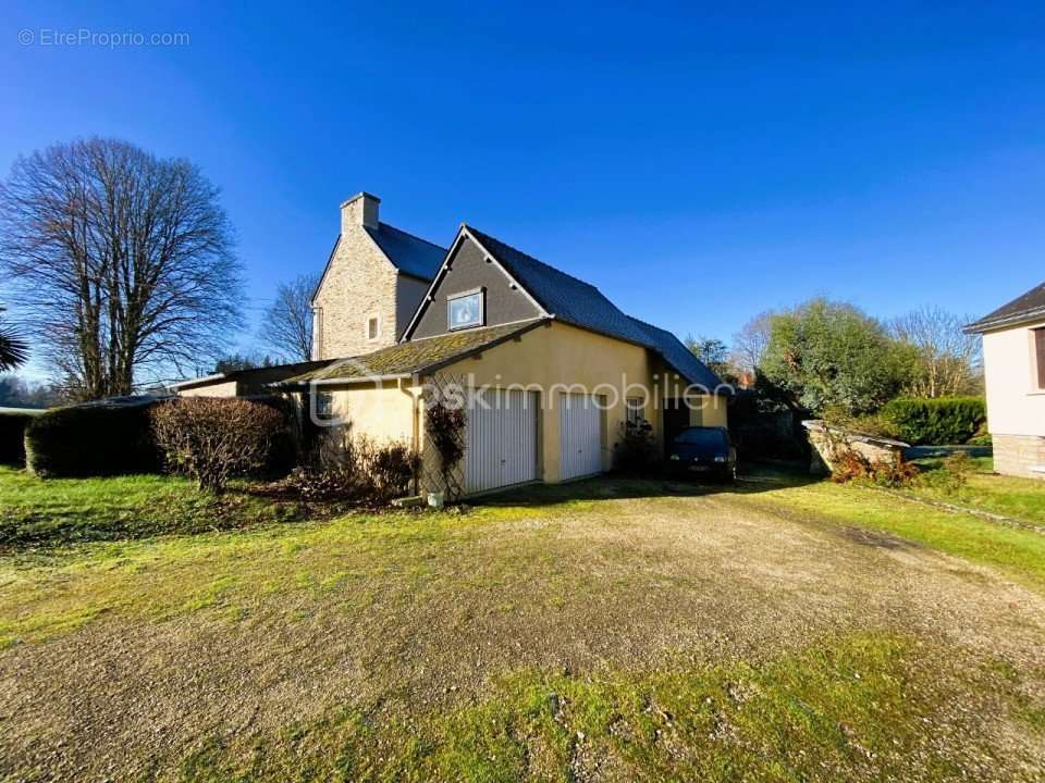 Maison à PLOERMEL