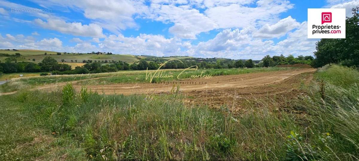 Terrain à VILLEFRANCHE-DE-LAURAGAIS