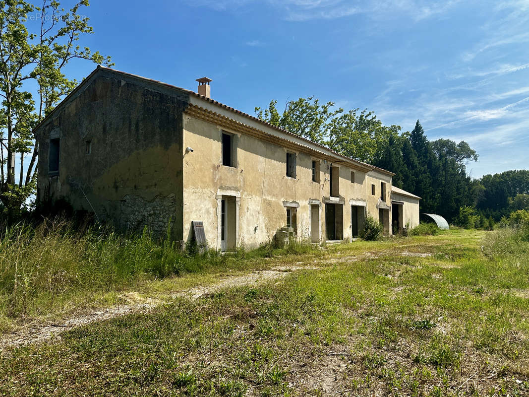 Maison à SARRIANS