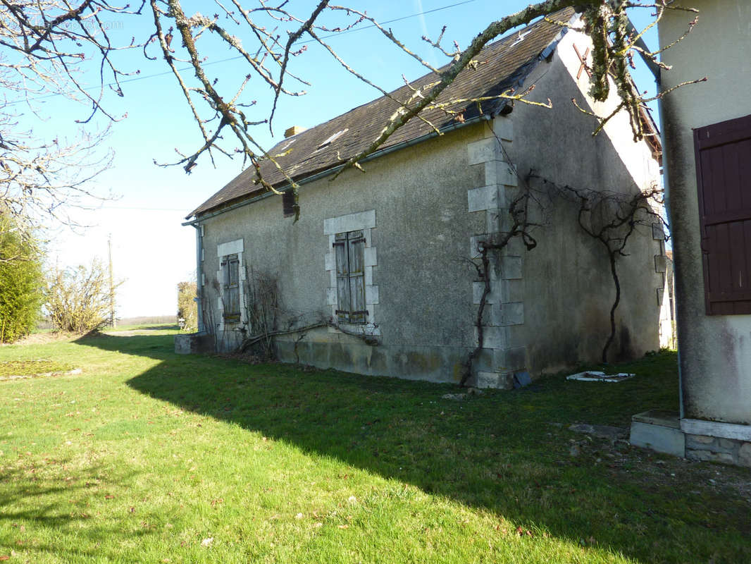 Maison à BETHINES