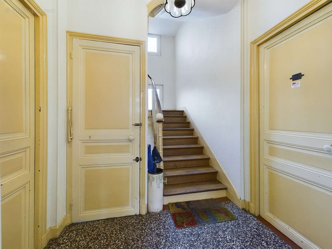 Appartement à CORBEIL-ESSONNES