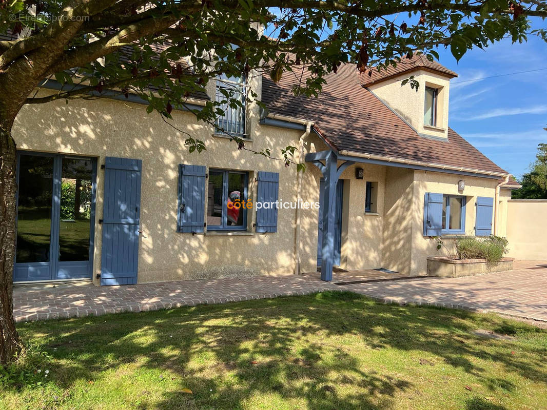 Maison à LIVERDY-EN-BRIE