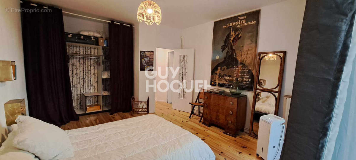 Appartement à MARSEILLE-4E