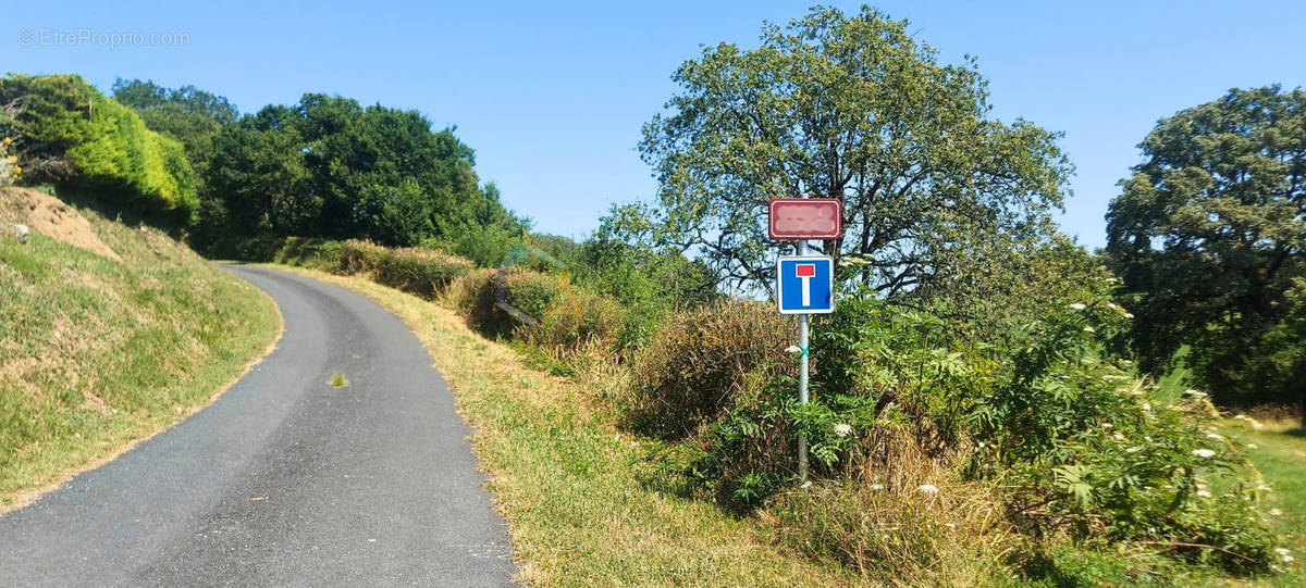 Terrain à GOURDON